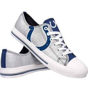 Silver & Blue Women's Sneakers & Sweatshirt